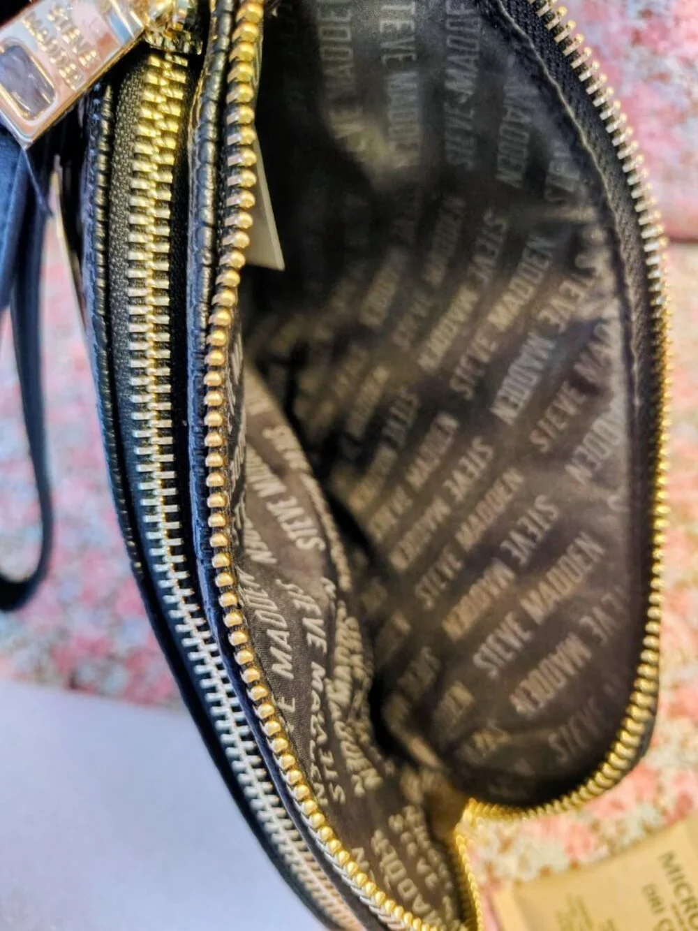 NWT Steve Madden Black Wallet Wristlet With Strap, MSRP $52